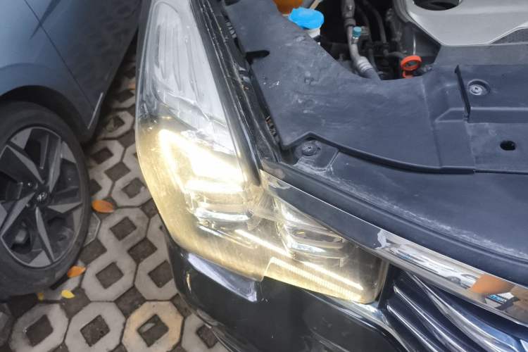 Used GAC Trumpchi GS8 2017 320T Two-Wheel Drive Luxury Smart Connectivity Version (7 Seats)