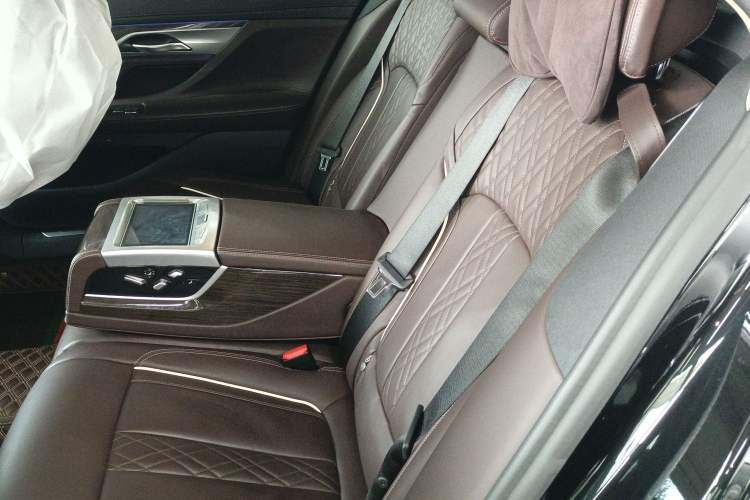 Used BMW 7 Series 2019 Updated 730Li Luxury Package
