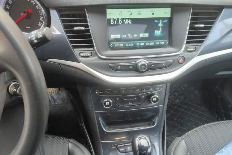 Used Buick Verano 2016 Hatchback 15S Automatic Leading Model