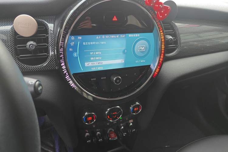 Used MINI 2022 1.5T COOPER Classic Edition Five-Door Version
