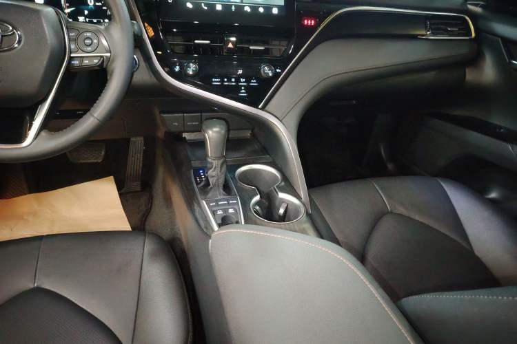 Used Toyota Camry 2021 Dual-Motor 2.5HG Luxury Edition Gear Lever