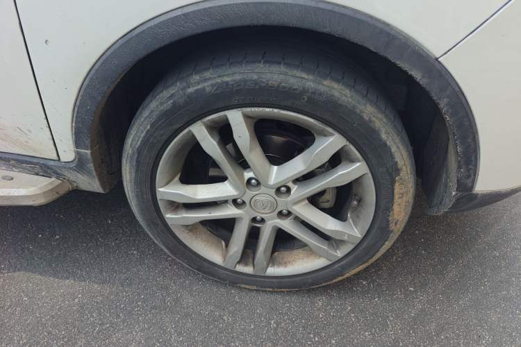 Used CHANGAN CS35 2016 1.6L Manual Luxury Model China V Standard