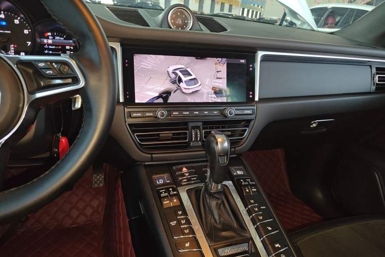 Used Porsche Macan 2018 Macan 2.0T