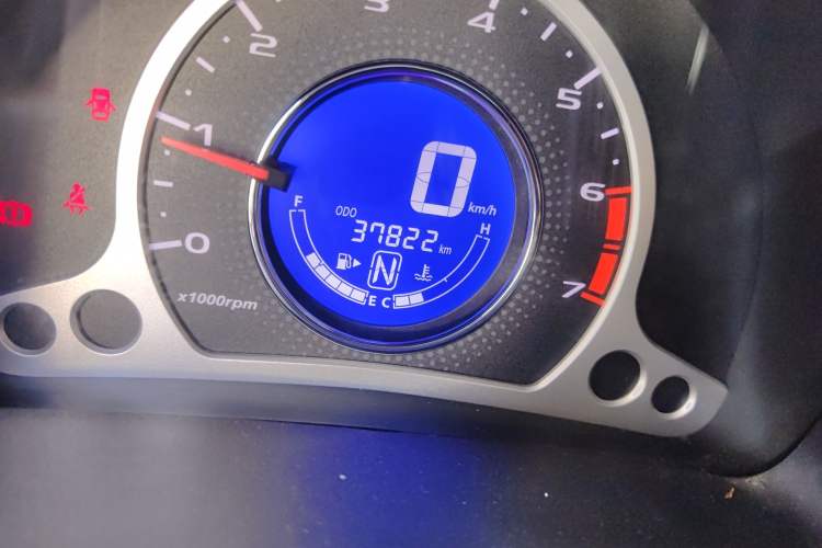 Used CHANGAN Benni 2015 1.4L IMT Sunroof Version China IV Standard
