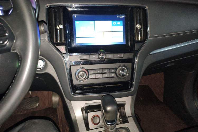 Used Roewe RX5 2016 20T Two-Wheel Drive Automatic Flagship Edition
