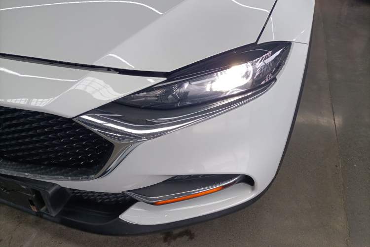 Used Mazda CX-4 2021 2.0L Automatic Two-Wheel Drive Blue Sky Youth Edition Left Front Headlight