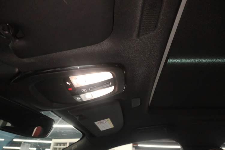 Used Volvo XC60 New Energy 2022 T8 Plug-in Hybrid All-Wheel Drive Smart Luxury Edition