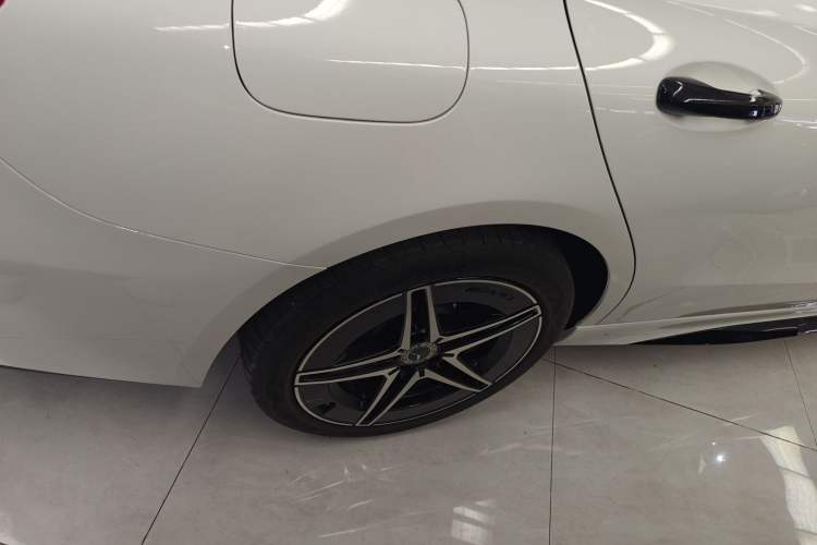 Used Mercedes-Benz C-Class 2024 Facelift C 260 L Night Edition Sport Version
