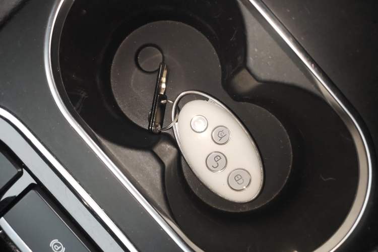 Used BYD Song MAX 2017 1.5T Automatic Smart Connect Elite 7-Seater
