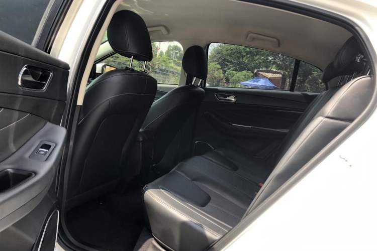 Used Chery Arrizo GX 2019 Pro 1.5T CVT Dynamic Color Edition China VI Standard