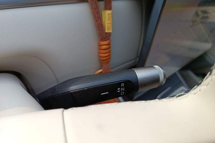 Used ONVO Luxeed L90 2025 Model—Ultra Six-Seater Version
