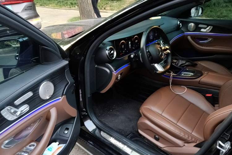 Used Mercedes-Benz E-Class 2022 Revised Version E 300 L Sport Luxury Edition Driver Seat
