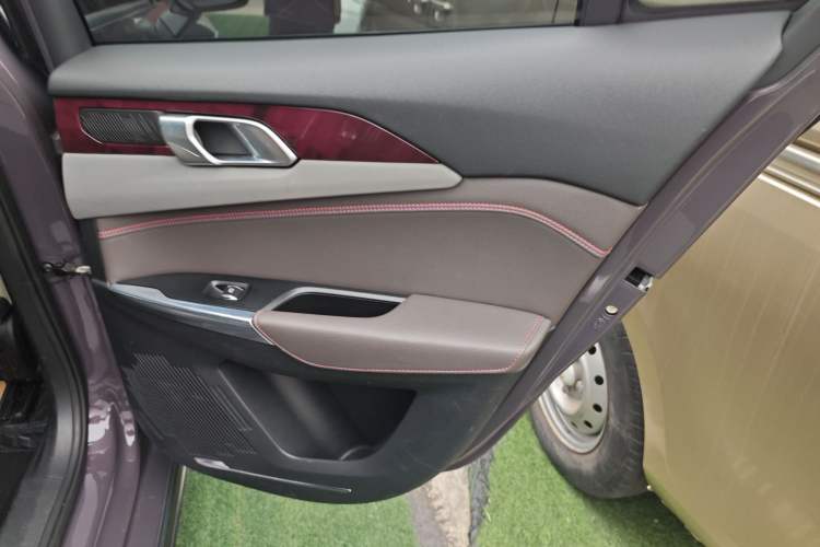 Used Lynk & Co 02 2019 High-Energy Edition 2.0T Automatic Two-Wheel Drive Shine Pro Edition China VI Standard