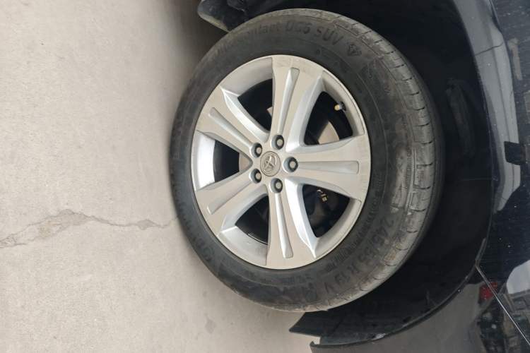 Used Toyota Highlander 2009 2.7L Two-Wheel Drive 7-Seater Supreme Edition Right Front Wheel Hub