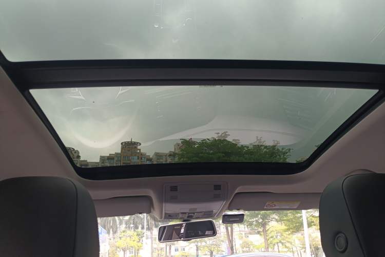 Used Volkswagen Sagitar 2020 280TSI DSG Comfort Version China VI Standard Headliner