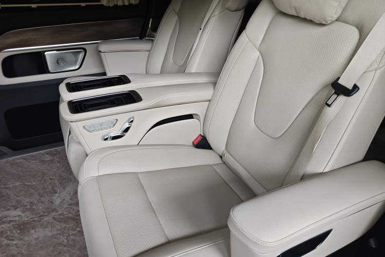 Used Mercedes-Benz V-Class 2022 V 260 Prestige Edition Left Rear Seat