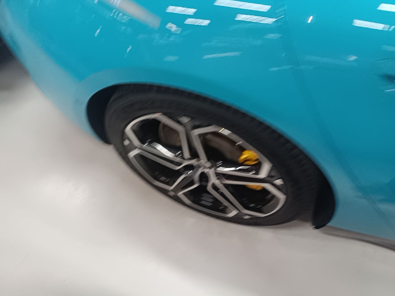 Xiaomi Auto SU7 2024 Four-Wheel Drive Ultra-Long Range Advanced Intelligent Driving Max Edition — снимка 11