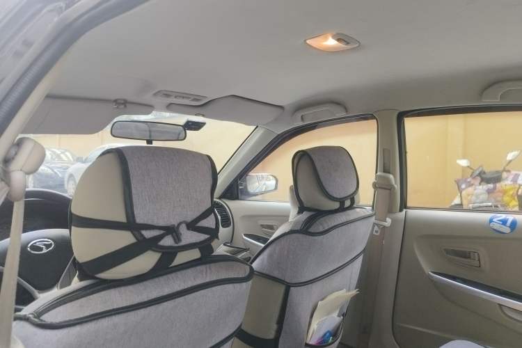 Used Soueast V3 Lingyue 2012 Revised Version 1.5L Manual Comfort Edition Headliner