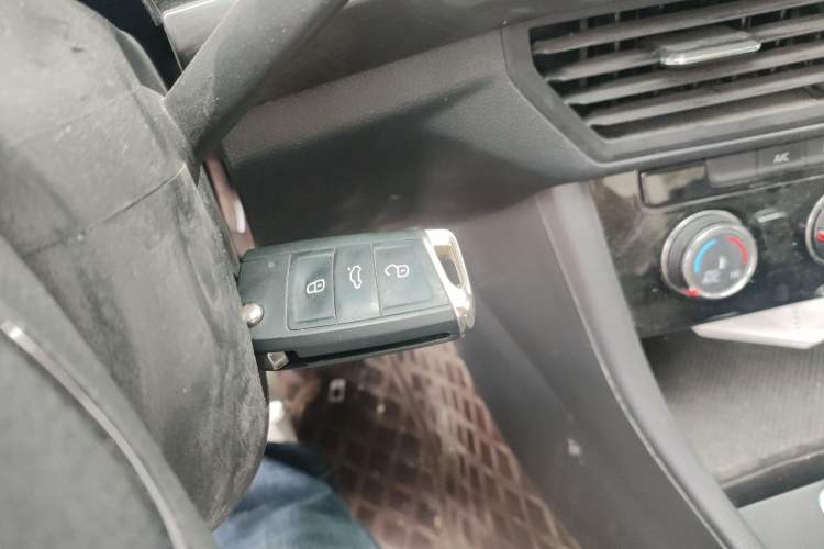 Used Volkswagen Bora 2021 1.5L Automatic Comfort Smart Connect Edition Vehicle Key