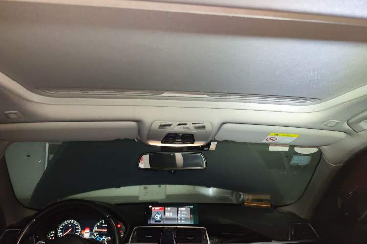 Used BMW 3 Series 2018 320Li Leading Model M Sport Package