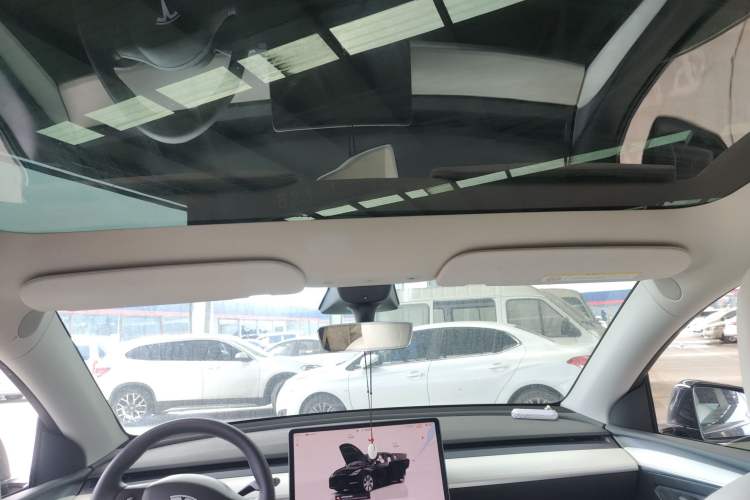 Used Tesla Model Y 2021 Long-Range All-Wheel-Drive Version 3D7