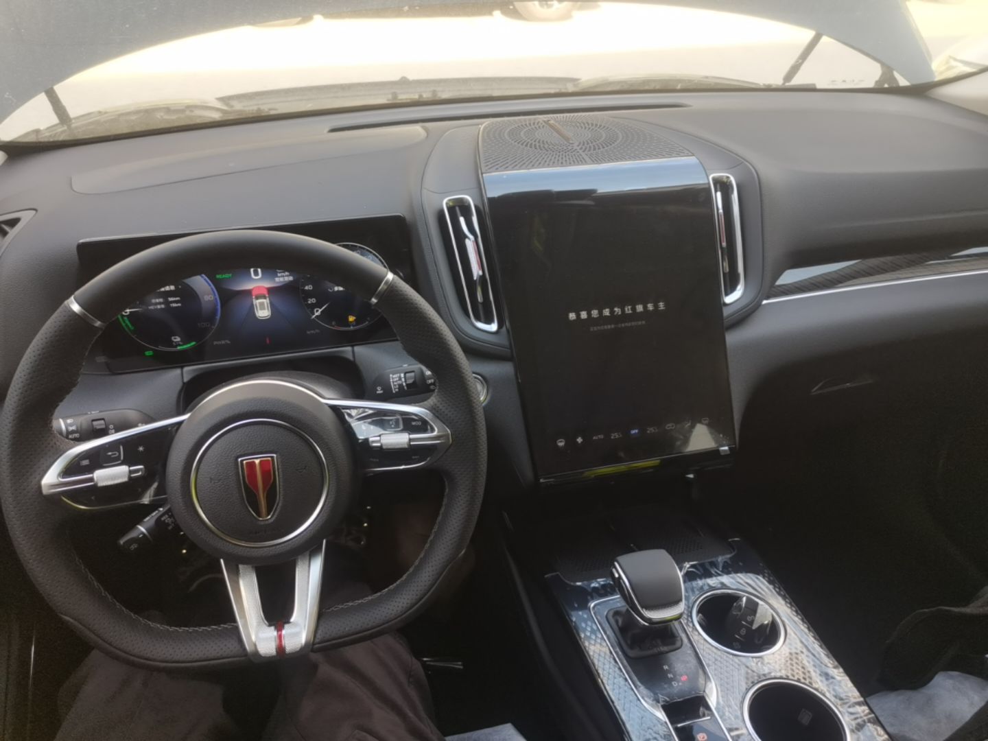 Hongqi HS3 PHEV 2025 Model 117km Jingwei Edition — снимка 12