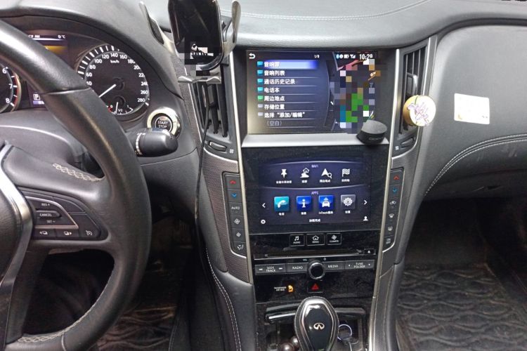 Used Infiniti Q50L 2018 2.0T Enjoyment Version China VI Standard Audio And AC Panel