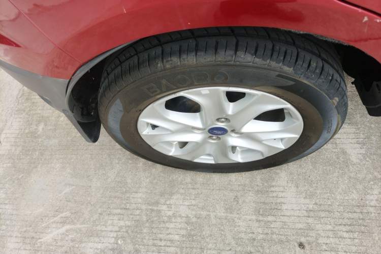 Used Ford EcoSport 2013 1.5L Automatic Fashion Model
