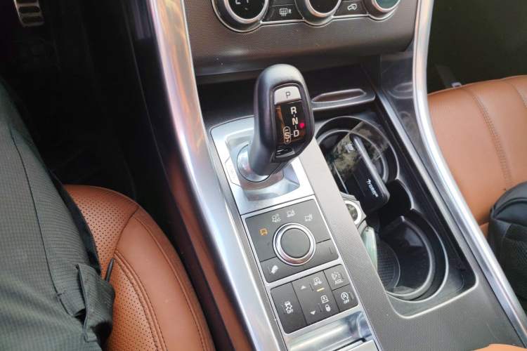 Used Land Rover Range Rover Sport 2015 3.0 SDV6 HSE DYNAMIC