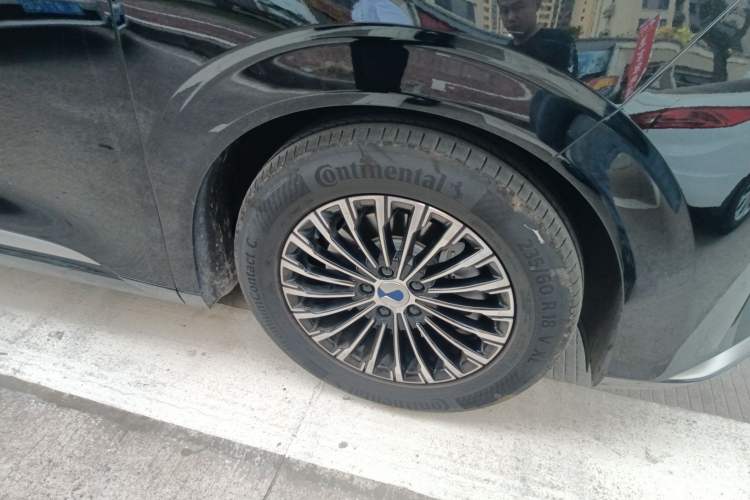 Used Denza D9 2024 EV 620 Premium Model