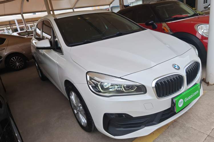 Used BMW 2 Series Active Tourer 2018 218i Leading Model Front Right 45 Deg