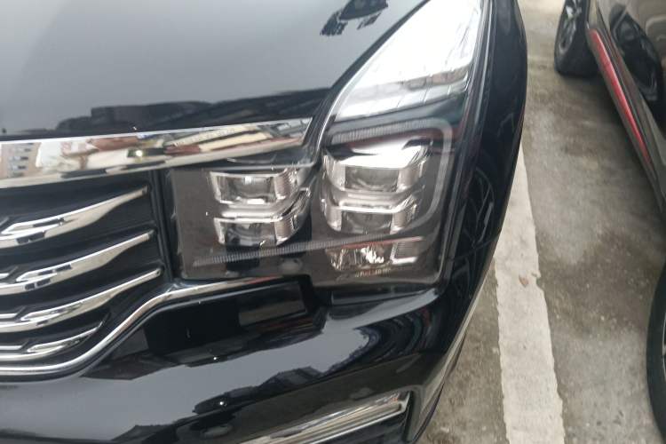 Used GAC Trumpchi GS8 2017 320T Four-Wheel Drive Luxury Smart Connectivity Version (7 Seats)