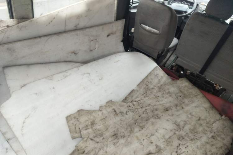 Used Iveco Daily 2014 2.5T-A35 NJ6484ACM47Z4
