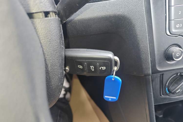 Used Volkswagen Jetta 2015 Value Edition 1.6L Automatic Fashion Version
