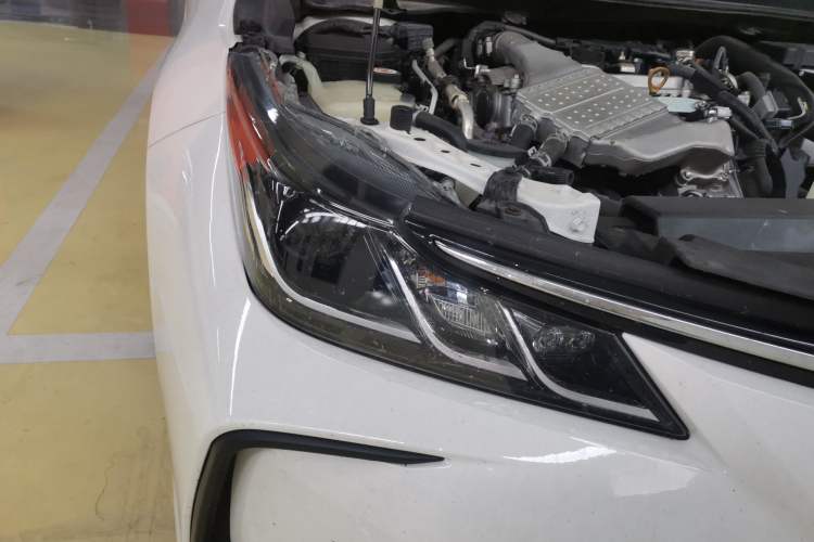 Used Toyota Corolla 2019 1.2T S-CVT GL-i Elite Edition Right Front Headlight