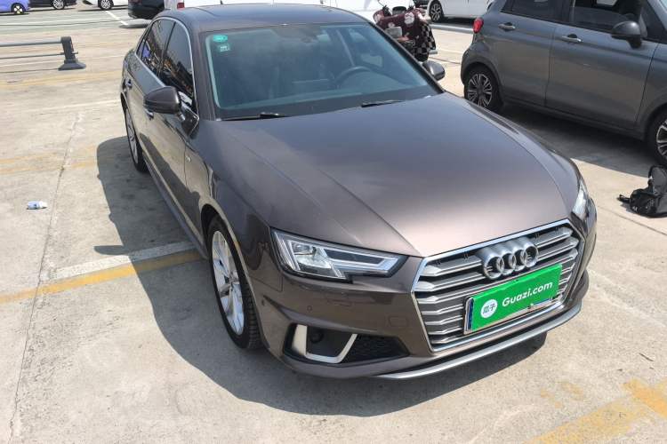 Used Audi A4L 2019 40 TFSI Fashion Version China V