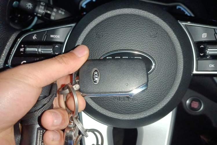 Used Kia K3 2020 1.5L CVT Smart Connect Edition Vehicle Key