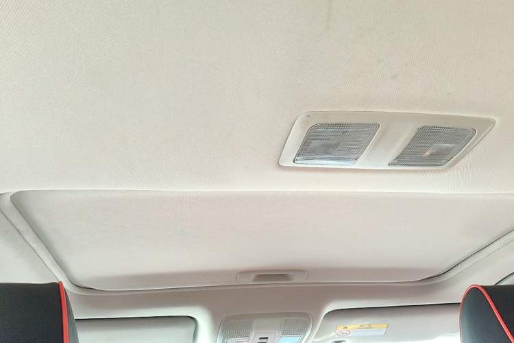 Used Mazda CX-5 2017 2.0L Automatic 2WD ZhiShang Trim China V Standard Headliner