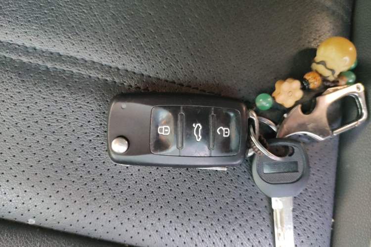 Used Volkswagen Polo 2016 1.6L Automatic Luxury Model Vehicle Key