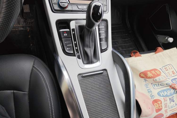 Used Geely Auto Emgrand X7 Sport 2016 1.8TD Automatic ZhiZun Version