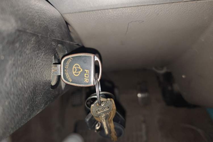 Used Wuling Rongguang 2011 1.2L Standard Version
