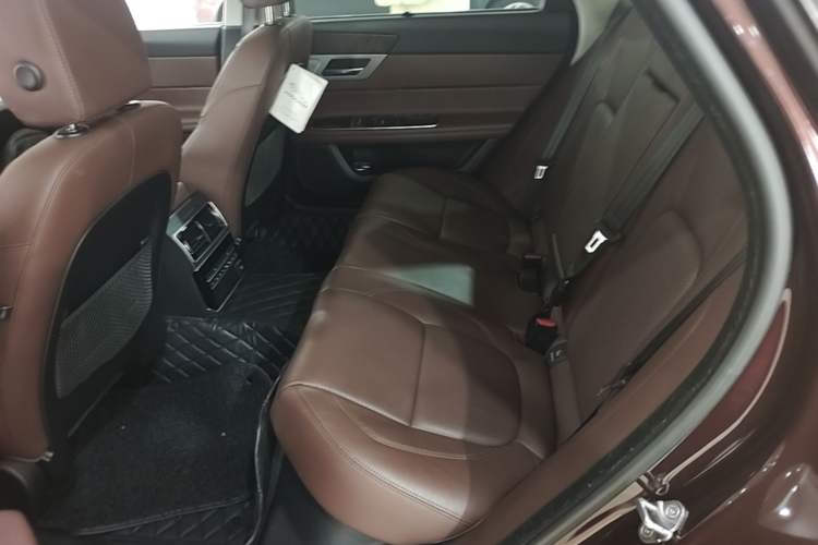 Used Jaguar XFL 2020 XFL 2.0T P250 Two-Wheel-Drive Luxury Edition
