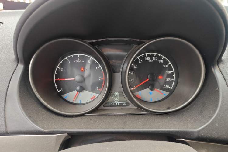 Used Geely Auto GX7 2015 Classic Edition 1.8L Manual Elite Model China IV