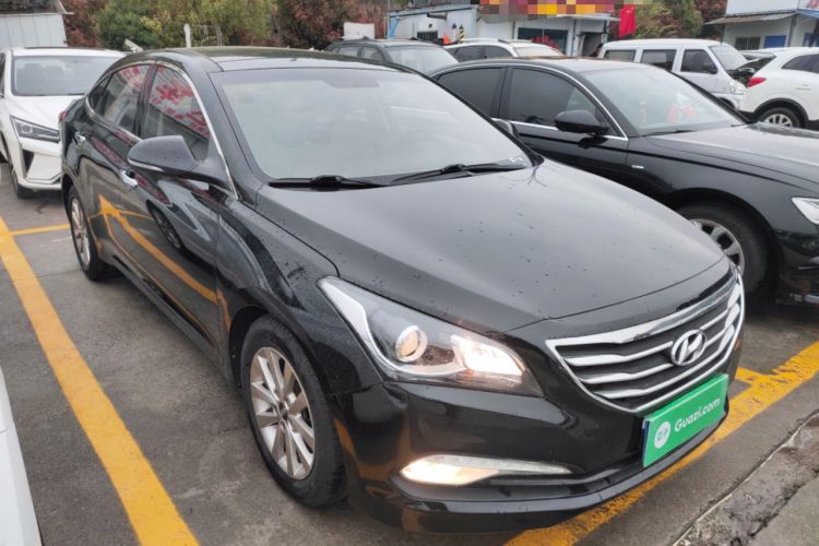 Used Hyundai Mistra 2014 1.8L Automatic Smart GLS Front Right 45 Deg