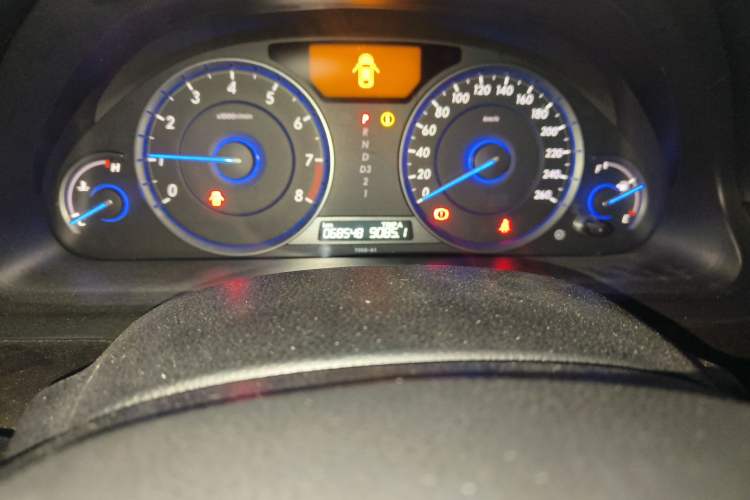 Used Honda Crosstour 2012 2.4L Luxury Edition Odometer Close Up