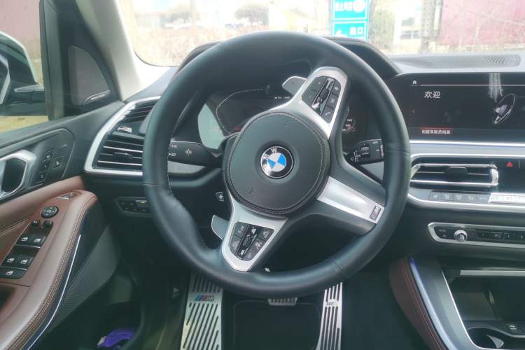 Used BMW X5 2020 xDrive40i Luxury Model with M Sport Package