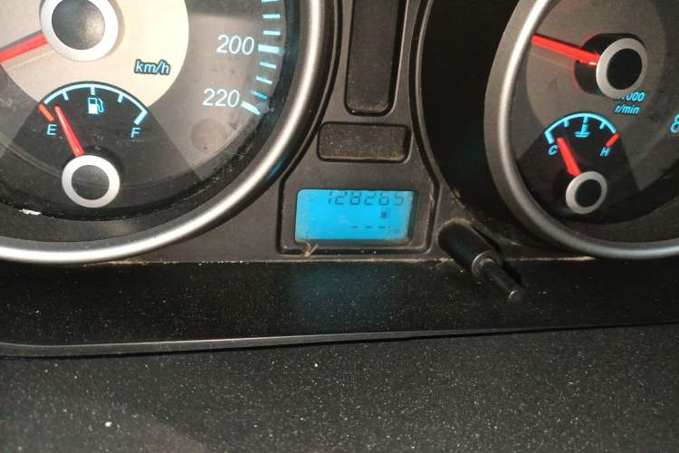 Used Buick Excelle 2013 1.5L Manual Classic Model
