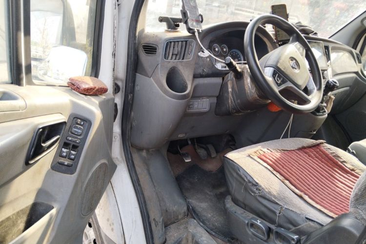 Used Foton Toano 2022 2.0T Manual Jixiang Multi-Function Long-Wheelbase Mid-Roof Single-Tire Rear 7/9-Seater 4F20TC3
