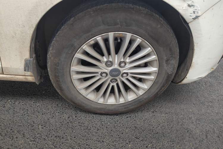 Used Ford Escort 2015 1.5L Manual Comfort Model