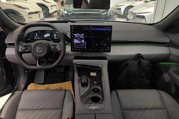 Used Zeekr 001 2025 YOU Edition 100 kWh All-Wheel Drive
